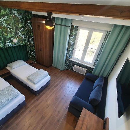 Luxurio Rooms With Baths Ливорно Экстерьер фото