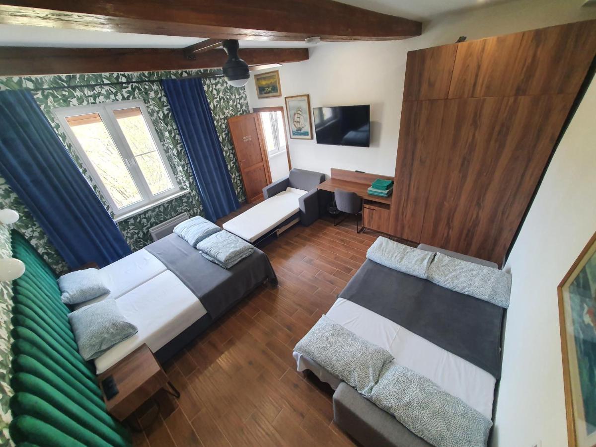 Luxurio Rooms With Baths Ливорно Экстерьер фото