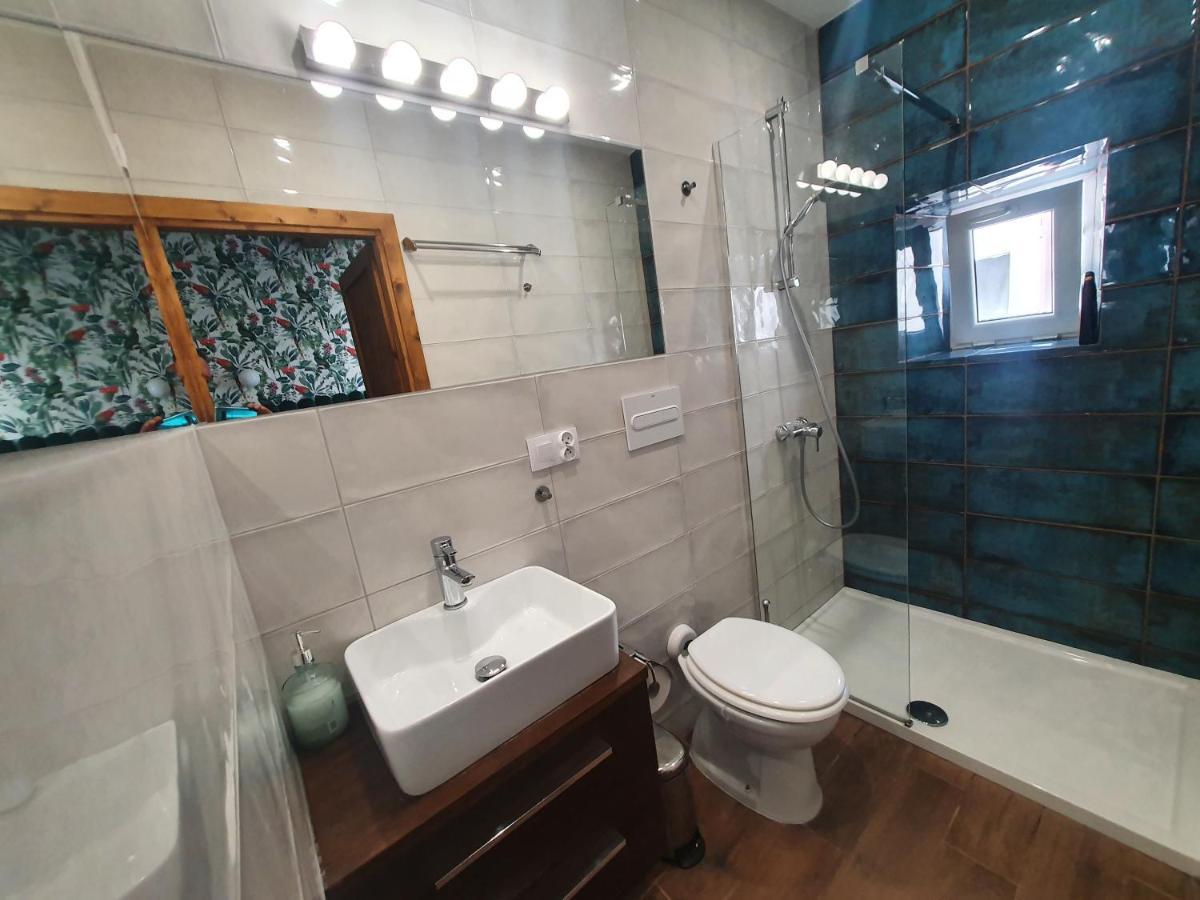 Luxurio Rooms With Baths Ливорно Экстерьер фото